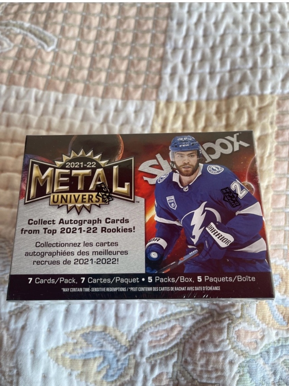 2021-22 Metal Universe Hockey Card Box - Blue